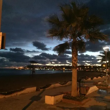 Apartament Delightful Sleeps 8 Great Location Didim